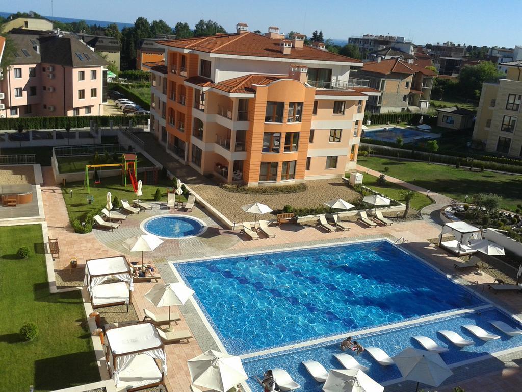 Apartment In St. Constantine And Helena Saints Constantine and Helena Exterior photo